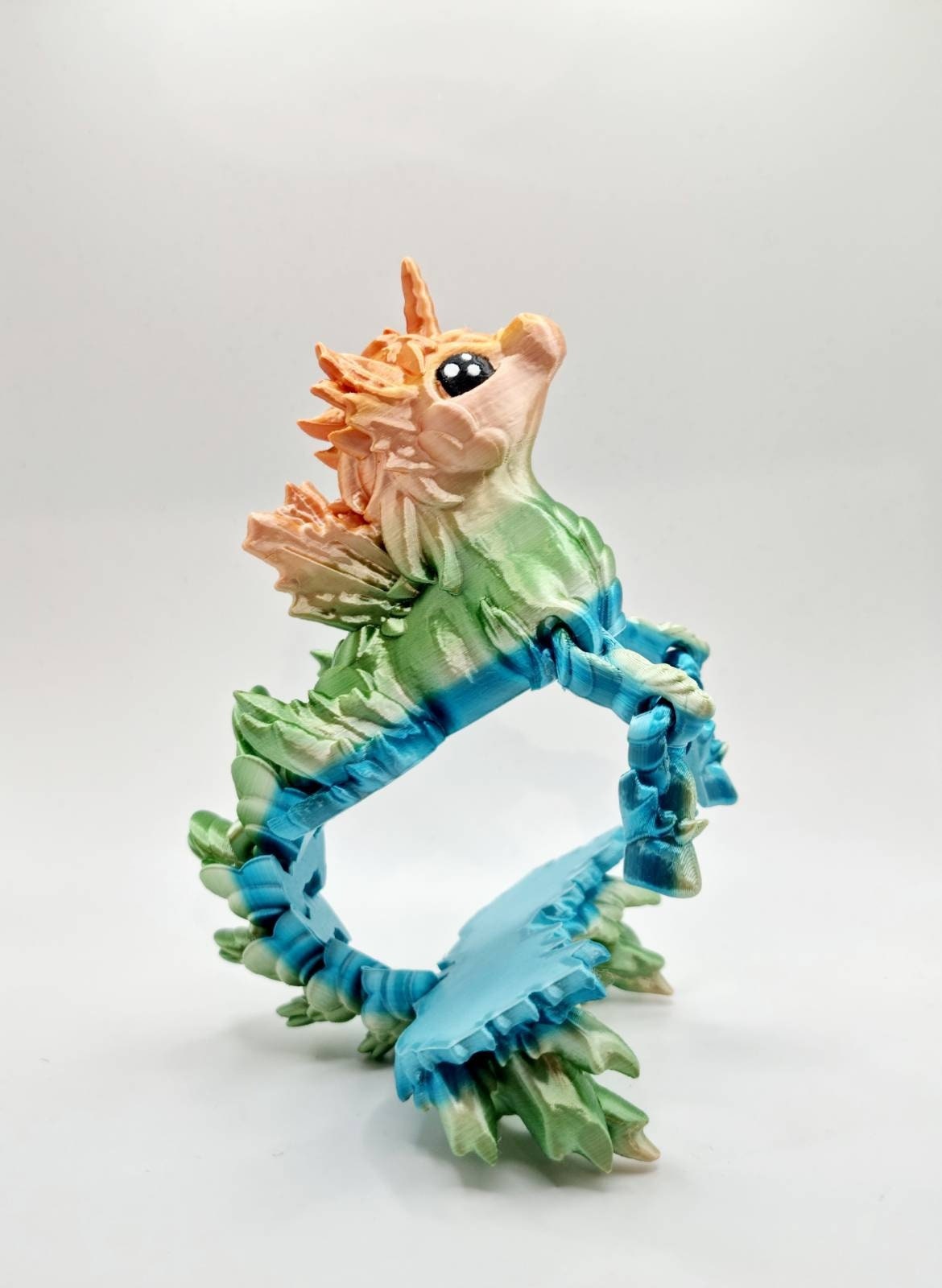 Articulated Self Standing Sea Horse Fidget Toy