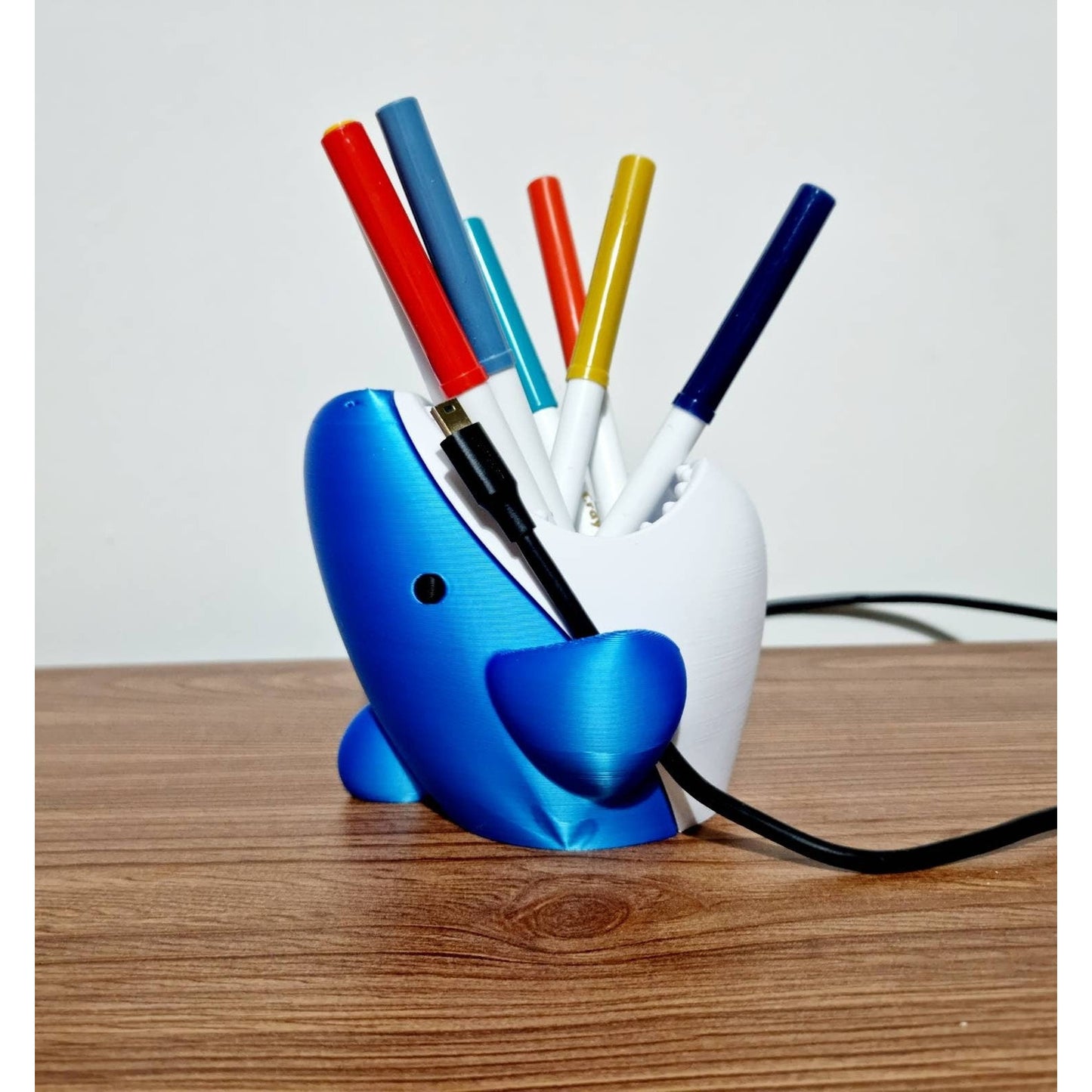 Cute Shark USB cable + Pen holder