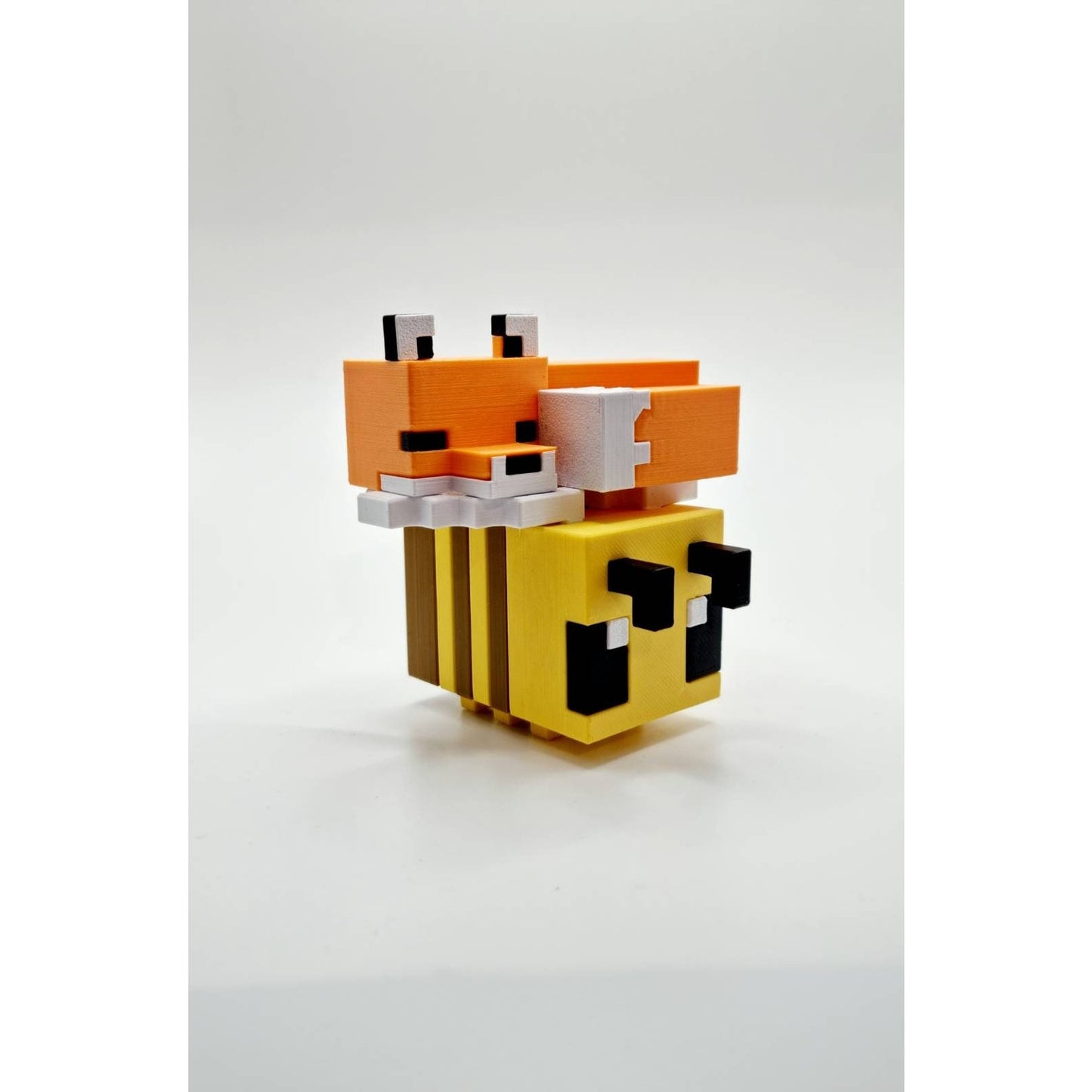 Minecraft-inspired Critters